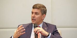 Santiago Pe帽a recibe al jefe de Misi贸n de la Uni贸n Europea, Gabriel Mato que observ贸 comicios de abril en Paraguay - Revista PLUS
