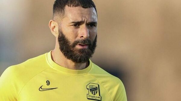 Versus / El Al-Ittihad de Karim Benzema viene a la carga por una figura paraguaya
