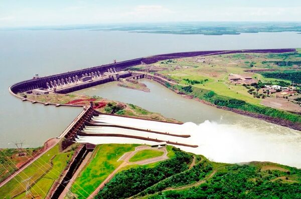 Expertos piden adecuar las normativas de Itaipú en beneficio del desarrollo del Paraguay - Nacionales - ABC Color