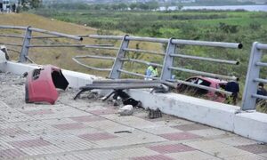 Encuentran cuerpo de un hombre que habría tenido un accidente en la Costanera