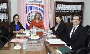 Denuncian despidos injustificados en Defensoría del Pueblo