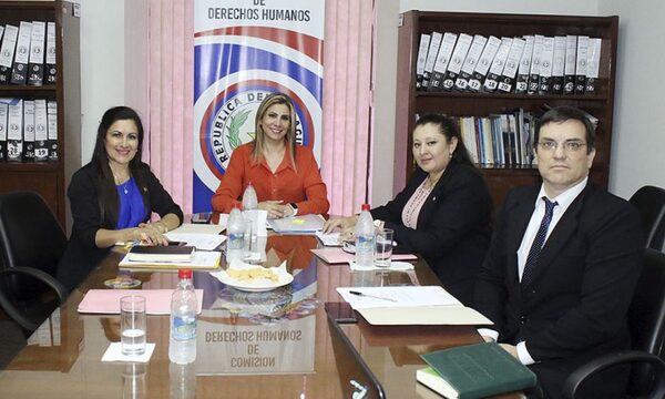 Denuncian despidos injustificados en Defensoría del Pueblo