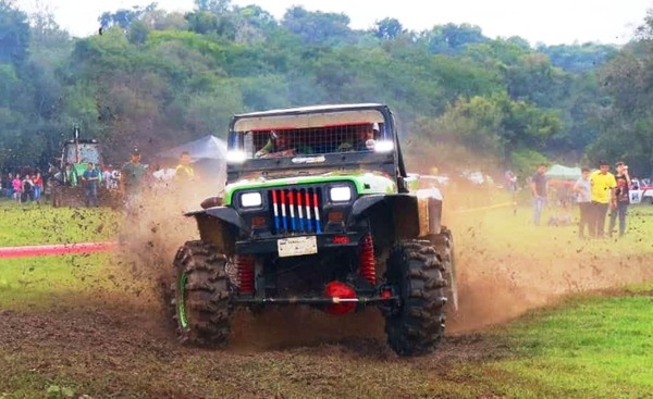 Campeonato Nacional Todoterreno en Ybycuí •