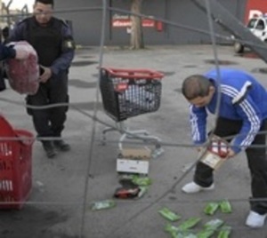 Ola de saqueos en tiendas de Buenos Aires ante súper inflación - Paraguay.com