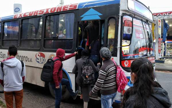 Diario HOY | Suma y sigue: gobierno saliente dejó un "clavo" a transportistas por subsidio