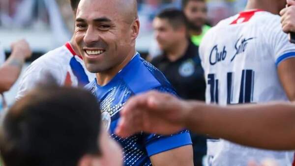 Vladimir Marín conquista su primer título como DT en Salto del Guairá