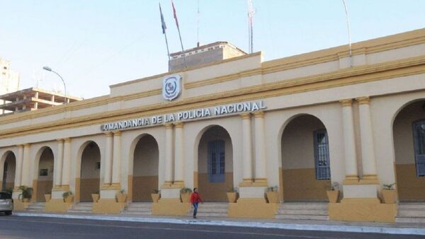Apartan de la Comisaría 11ª a policías denunciados por supuesta extorsión