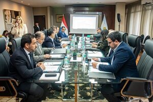 En reunión del Consejo de Yacyretá hablan de impulsar la Nota Reversal 2/2017 - Economía - ABC Color