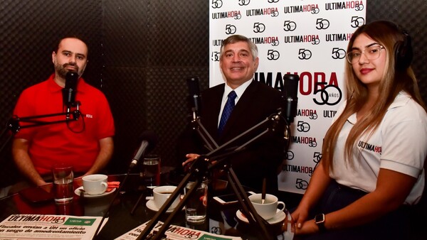 Ramírez rechaza suspender clases y pide a los docentes priorizar diálogo