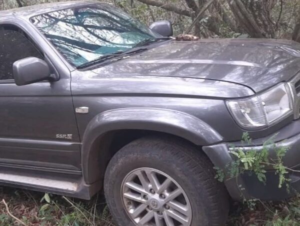 Hallan camioneta usada para robar cajeros automáticos · Radio Monumental 1080 AM