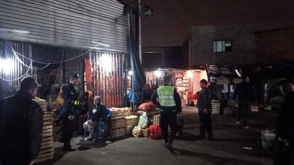 Hoy el mercado de Abasto “está limpio de chespis”, dice la Policía | 1000 Noticias