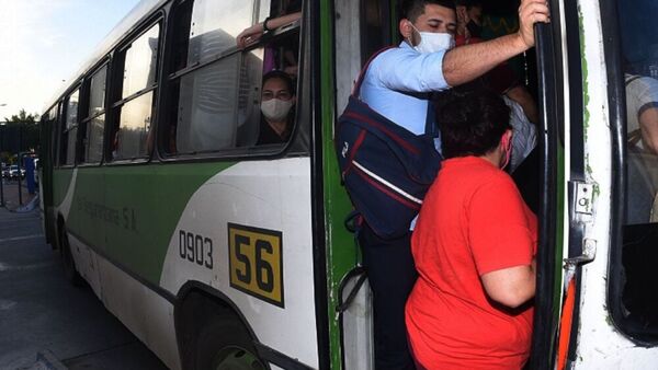 La baja del combustible incidirá en el costo del pasaje, asegura Viceministro de Transporte