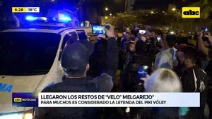 Video: Multitud recibió los restos de “Velo” Melgarejo  - ABC Noticias - ABC Color