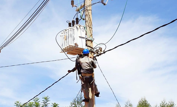 ANDE intensifica cortes de servicio eléctrico por conexiones clandestinas y morosidad