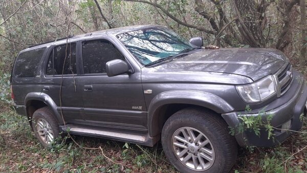 Hallan camioneta que habría sido utilizada en dos intentos de robo de cajeros