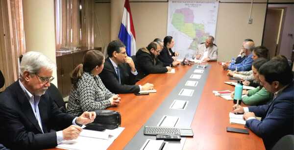 MEC y MOPC se unen para ejecutar obras de reparación de instituciones educativas