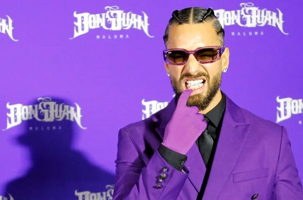 Maluma se vistió de púrpura de pies a cabeza y se convirtió en “Don Juan” - Gente - ABC Color