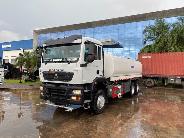 SINOTRUK TANQUES REGADORES brinda soluciones para el sector vial y agrícola