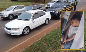 CDE: Conductor ebrio tuvo un accidente y luego se quedó a dormir en medio de la ruta