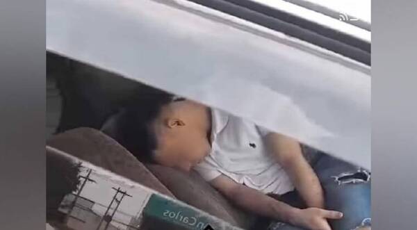 ¿Qué pasó ayer? Ka'ure hizo noni en su auto en medio de la ruta y generó caos en el tránsito