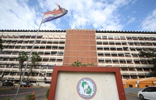 Diario HOY | Piden informe a IPS sobre laboratorio de producción de medicamentos