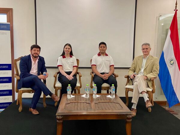 Conocé más sobre el Programa de Becas Hayes