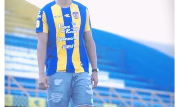 (VIDEO)Sportivo Luqueño despidió a su jugador Marcelo Pérez