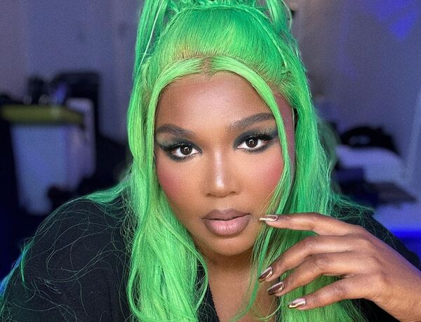 Lizzo, canceladísima por acoso sexual… Y ella saca las uñas