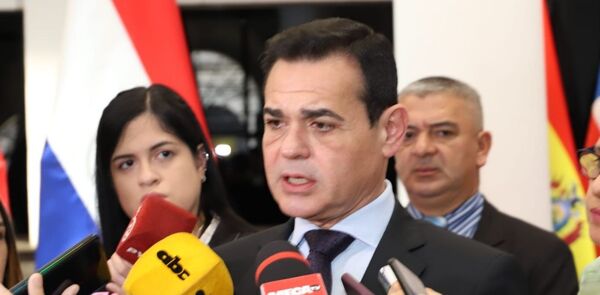 Paraguay expresa "sorpresa y desagrado" por decisi贸n argentina de mantener cobro de peaje - Revista PLUS
