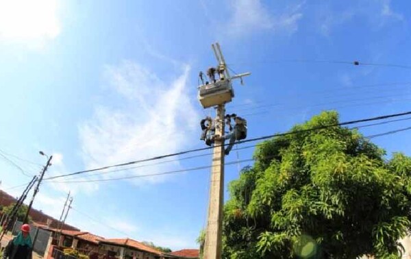 Ministerio del Interior proyecta reparar e instalar 5.000 alumbrados públicos – Prensa 5