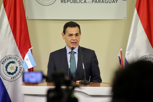 Hidrovía: Canciller anunció que se reunirá con su par argentino para buscar un acuerdo - MarketData