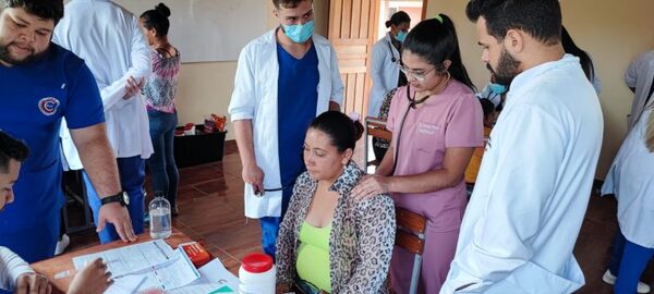 Colonia Santa Clara acogió el proyecto "UCP en acción" - Radio Imperio 106.7 FM