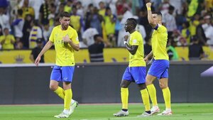 Hat trick de Cristiano y despegue del Al Nassr