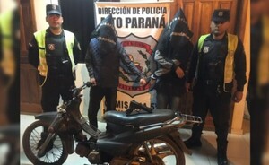 Aprehenden a dos jóvenes que tenían pistola de juguete