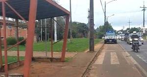 La Nación / Controlan tránsito frente a escuela tras reclamo viral