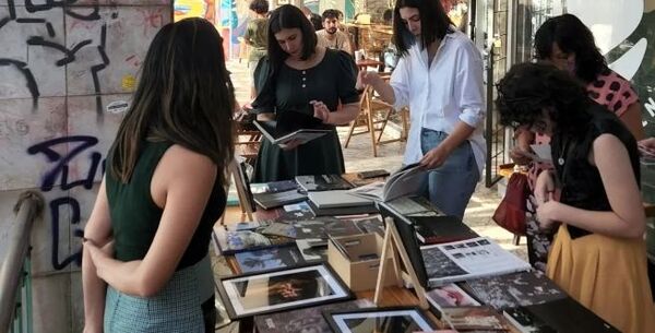 Diario HOY | Nueva edición de la "Fotoferia EOS" en Café Consulado