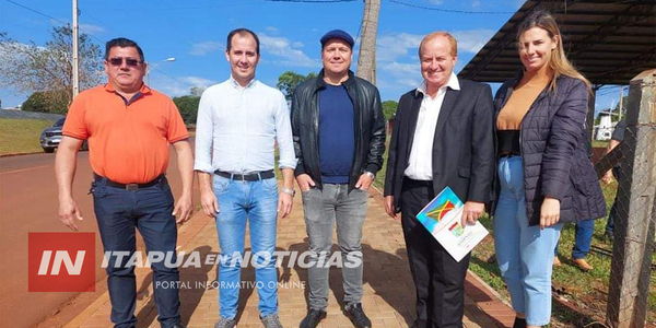 GOBERNADOR DE ITAPÚA VISITA EL DISTRITO DE HOHENAU PARA VERIFICAR OBRAS - Itapúa Noticias