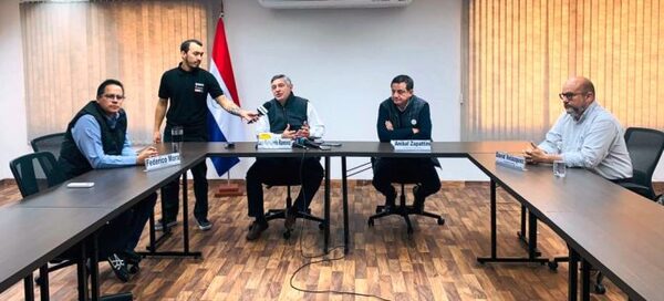Gremios docentes anunciaron suspensión de clases por movilizaciones tras falta de acuerdo con el MEC - El Trueno