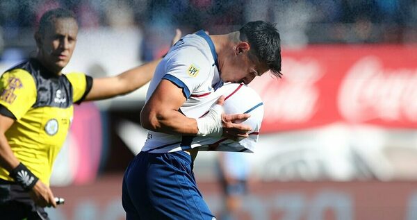 Versus / Adam Bareiro firma un doblete y evita la caída de San Lorenzo en Argentina