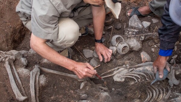 Arqueólogos encuentran una tumba de 3.000 años de uno de los primeros sacerdotes de Perú