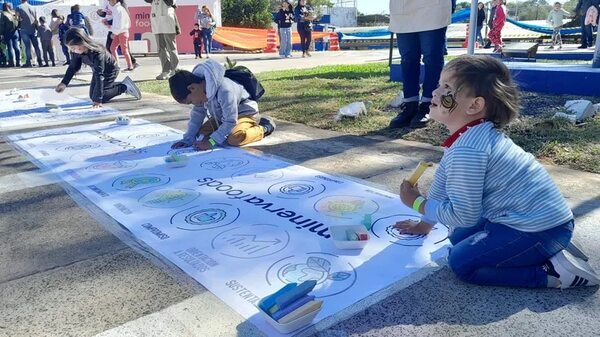 Frigorífico agasaja a hijos de trabajadores - Nacionales - ABC Color