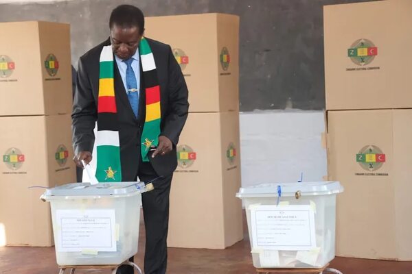 El presidente de Zimbabue es reelegido con un 52,6 % de los votos - Mundo - ABC Color