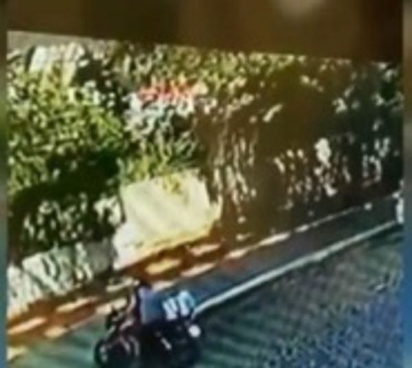 Admirable gesto: Encontró una billetera y lo devolvió - Paraguay.com