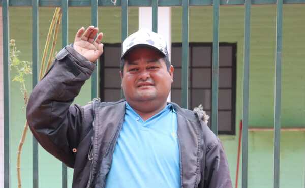 Transchaco: La alegría de un chaqueño al acceder a su casa propia