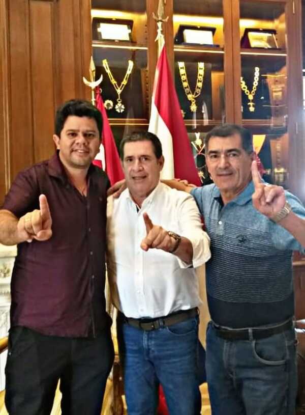 Juancho Acosta asumió la Gobernación de Amambay, pero "cartistas" son los que mandan