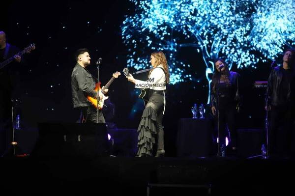 Tremendo concierto de "La Sole" en Asunción