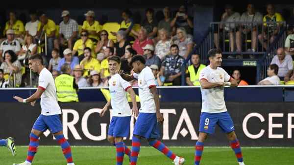 El Barcelona se lleva una locura de partido en La Cerámica