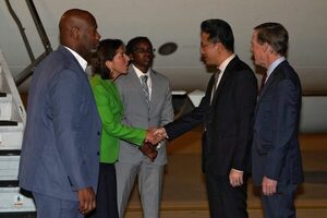 La secretaria de Comercio de EEUU llega a Beijing en otro intento de calmar la tensión con China