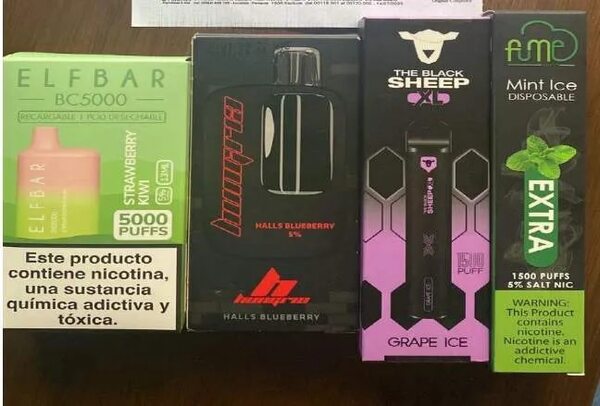Descontrol absoluto en el millonario negocio de los cigarrillos electrónicos - Política - ABC Color