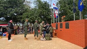 En emotivo acto recuerdan a militares caídos en devastador atentado del EPP - Política - ABC Color